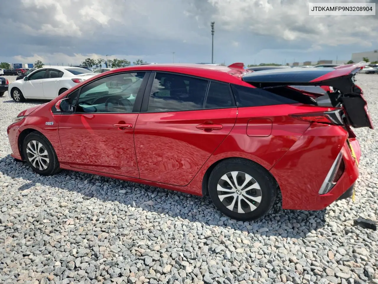 2022 Toyota Prius Prime Le VIN: JTDKAMFP9N3208904 Lot: 62521205