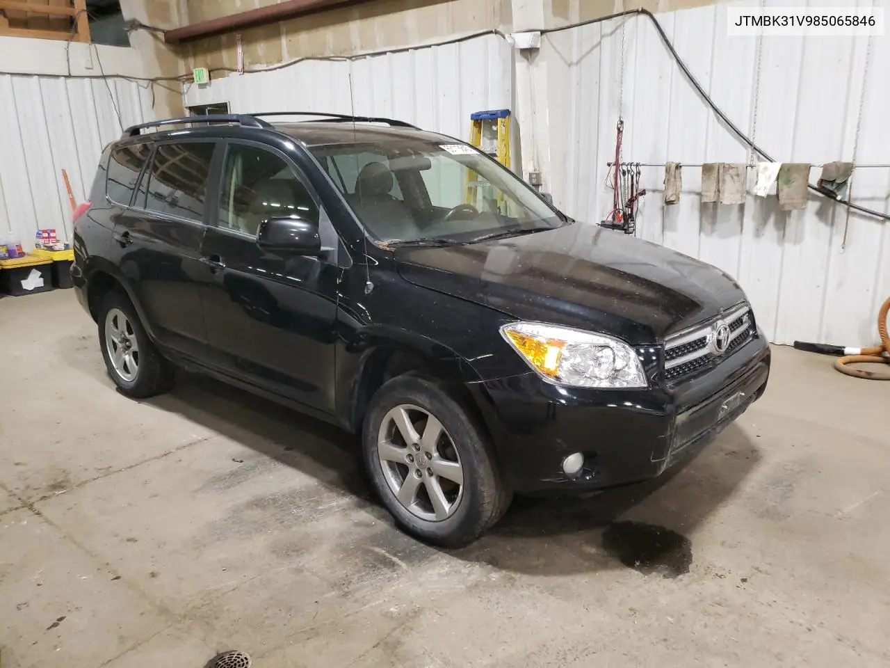 2008 Toyota Rav4 Limited VIN: JTMBK31V985065846 Lot: 63113845