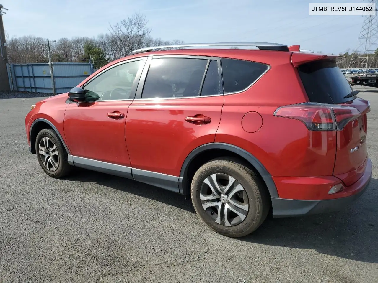 2017 Toyota Rav4 Le VIN: JTMBFREV5HJ144052 Lot: 47301545