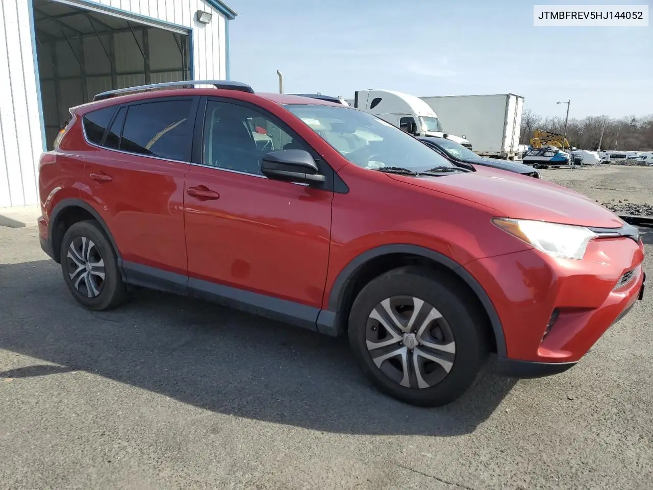 2017 Toyota Rav4 Le VIN: JTMBFREV5HJ144052 Lot: 47301545