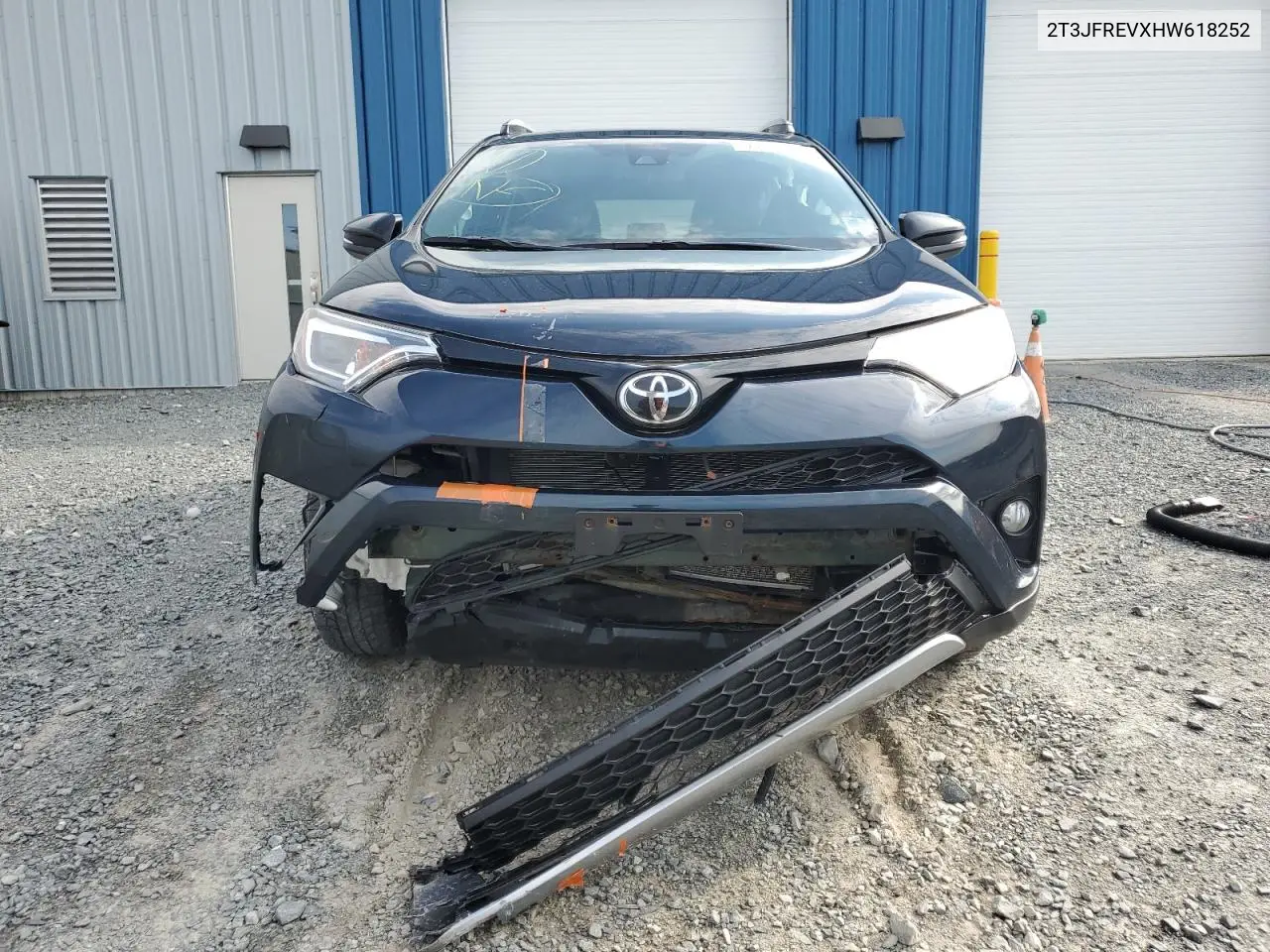 2017 Toyota Rav4 Se VIN: 2T3JFREVXHW618252 Lot: 55743505