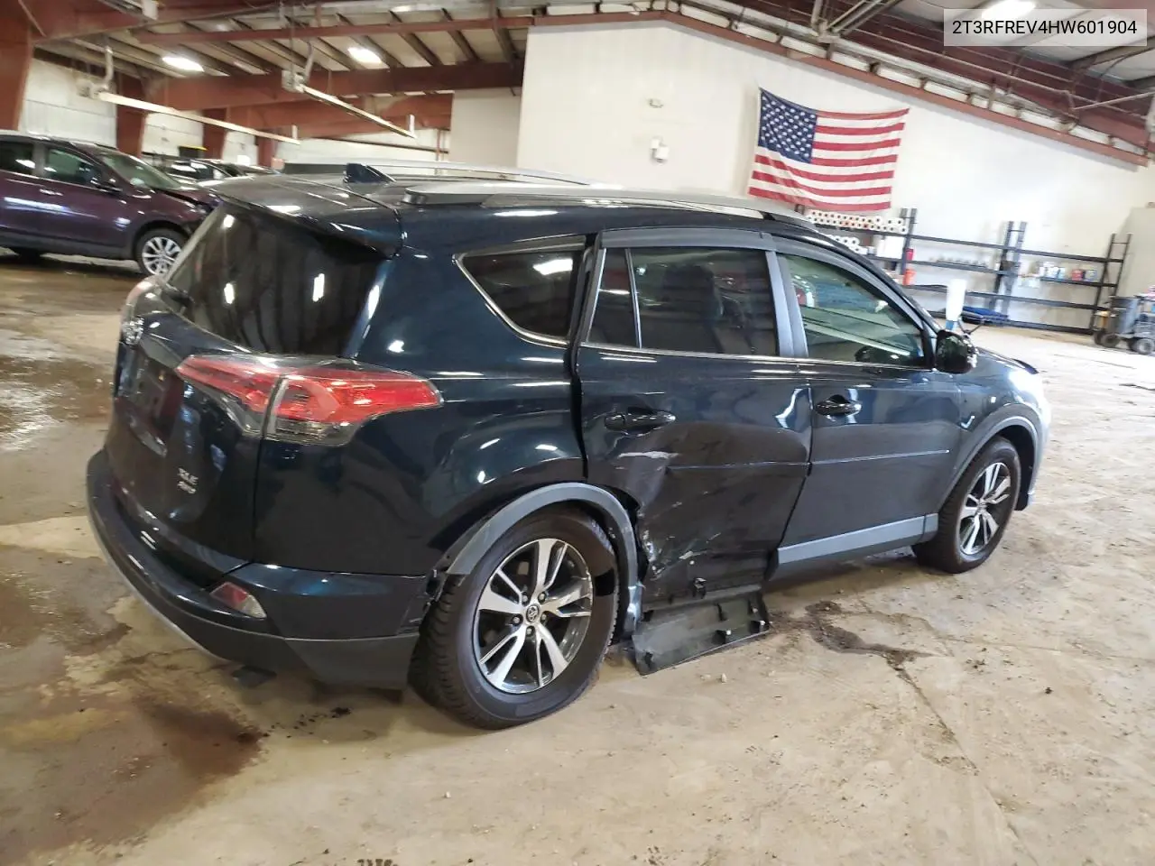 2017 Toyota Rav4 Xle VIN: 2T3RFREV4HW601904 Lot: 56630035