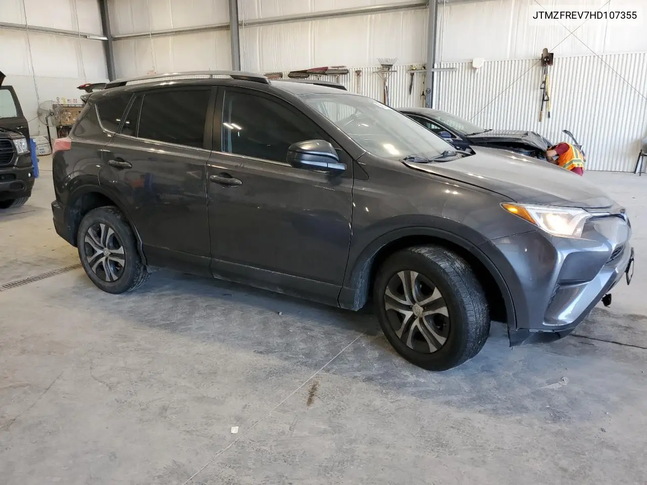 2017 Toyota Rav4 Le VIN: JTMZFREV7HD107355 Lot: 56691495