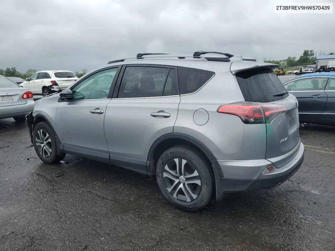 2017 Toyota Rav4 Le VIN: 2T3BFREV9HW570439 Lot: 56710325
