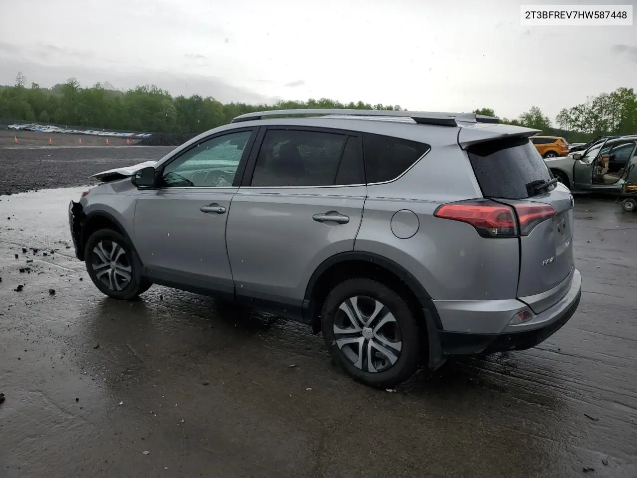 2017 Toyota Rav4 Le VIN: 2T3BFREV7HW587448 Lot: 56828155