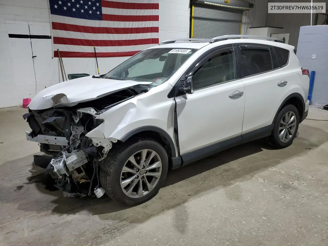 2017 Toyota Rav4 Limited VIN: 2T3DFREV7HW635619 Lot: 61992455