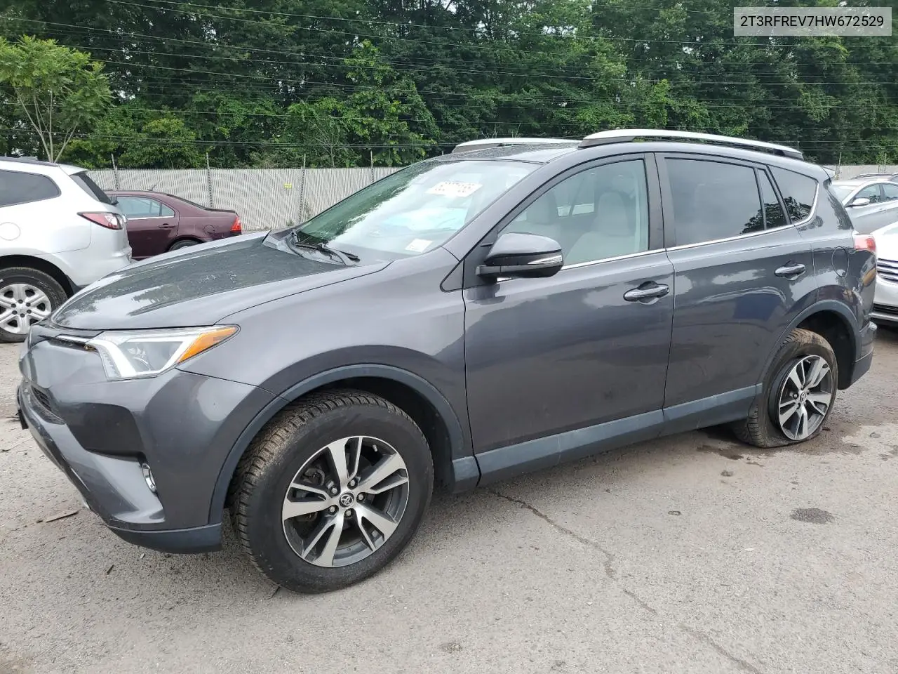 2017 Toyota Rav4 Xle VIN: 2T3RFREV7HW672529 Lot: 62271155