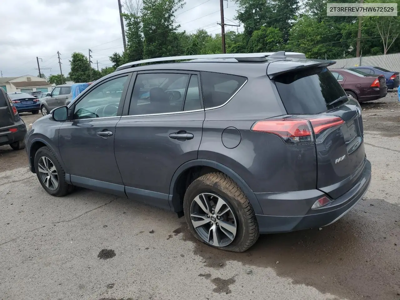 2017 Toyota Rav4 Xle VIN: 2T3RFREV7HW672529 Lot: 62271155