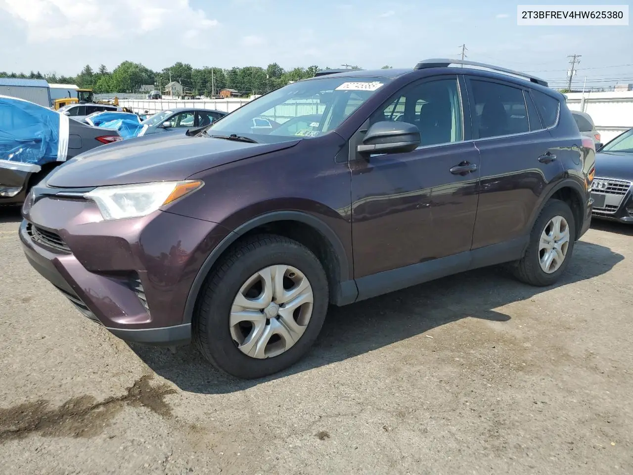 2017 Toyota Rav4 Le VIN: 2T3BFREV4HW625380 Lot: 62745385