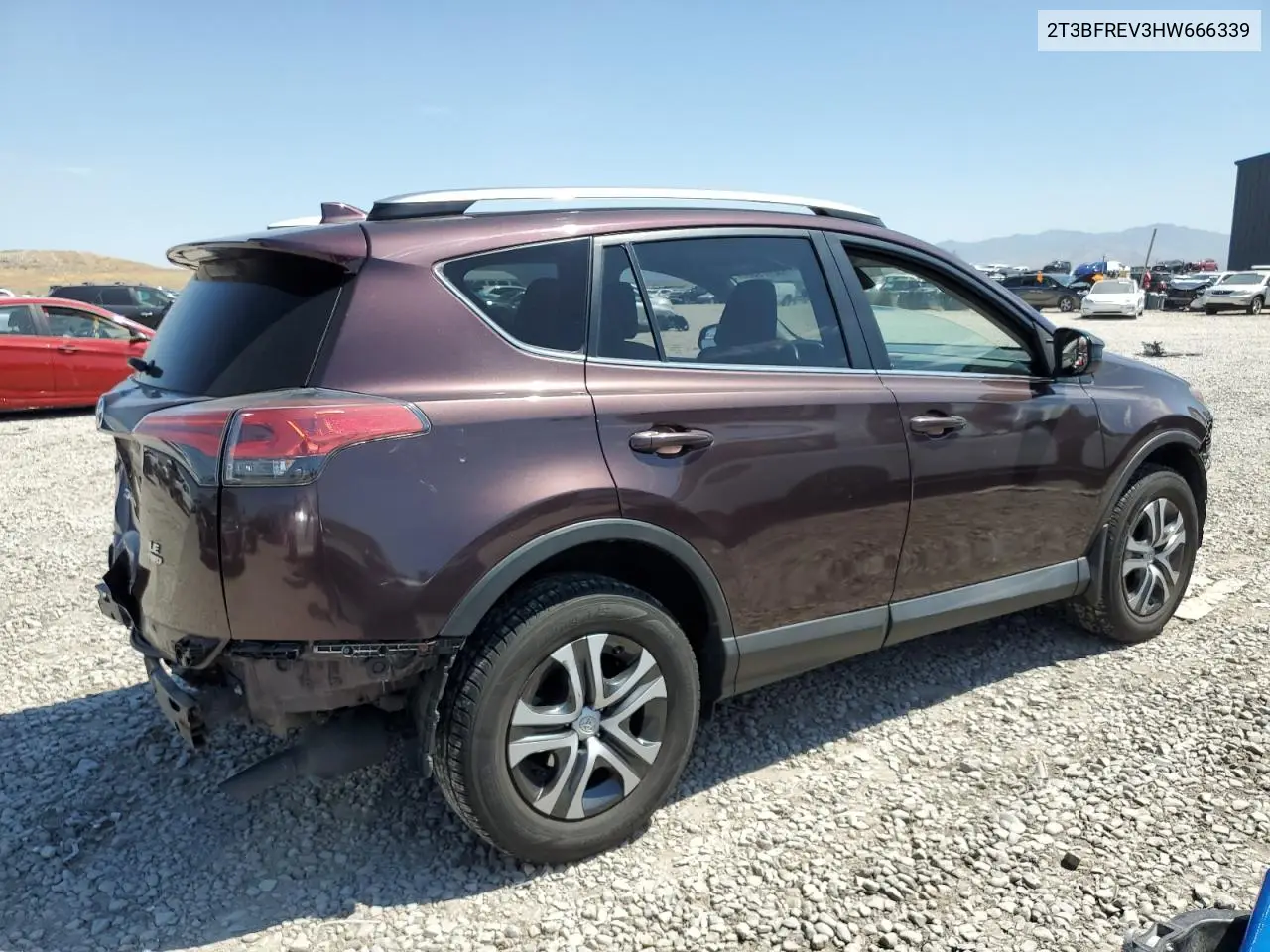 2t3bfrev3hw666339 2T3BFREV3HW666339 2017 Toyota Rav4 Le