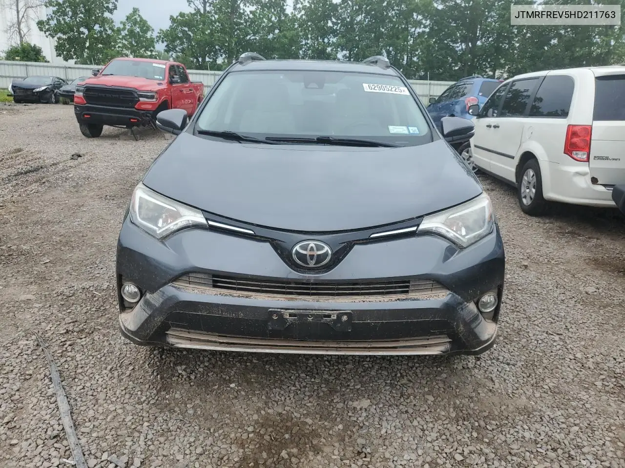 2017 Toyota Rav4 Xle VIN: JTMRFREV5HD211763 Lot: 62905225
