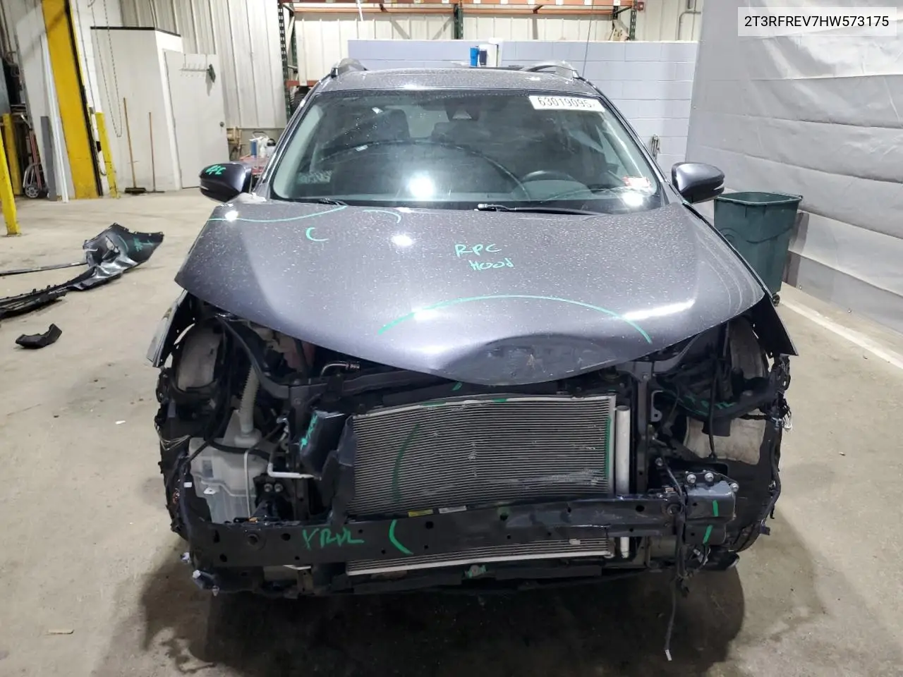 2017 Toyota Rav4 Xle VIN: 2T3RFREV7HW573175 Lot: 63019095