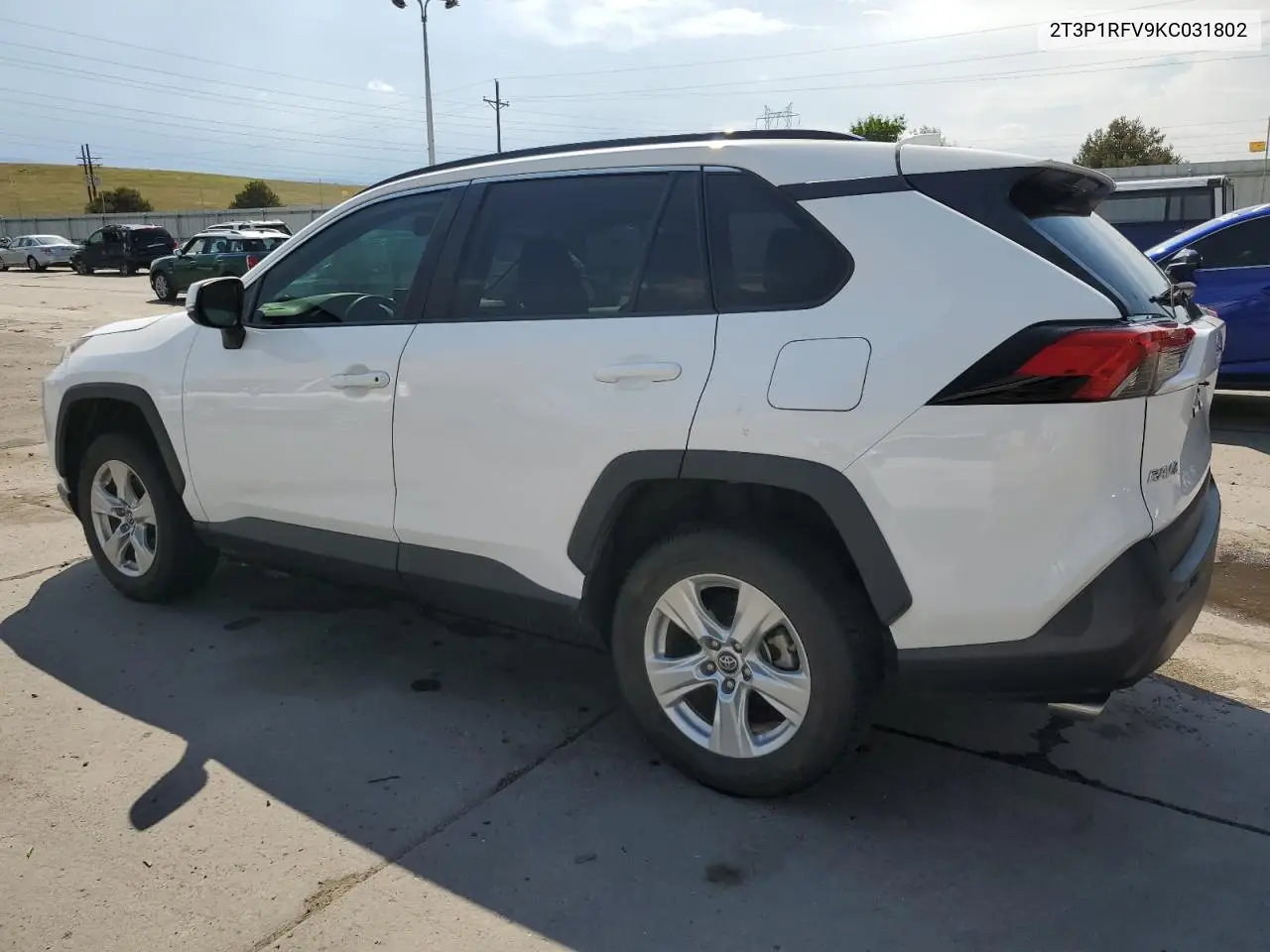 2019 Toyota Rav4 Xle VIN: 2T3P1RFV9KC031802 Lot: 62764895