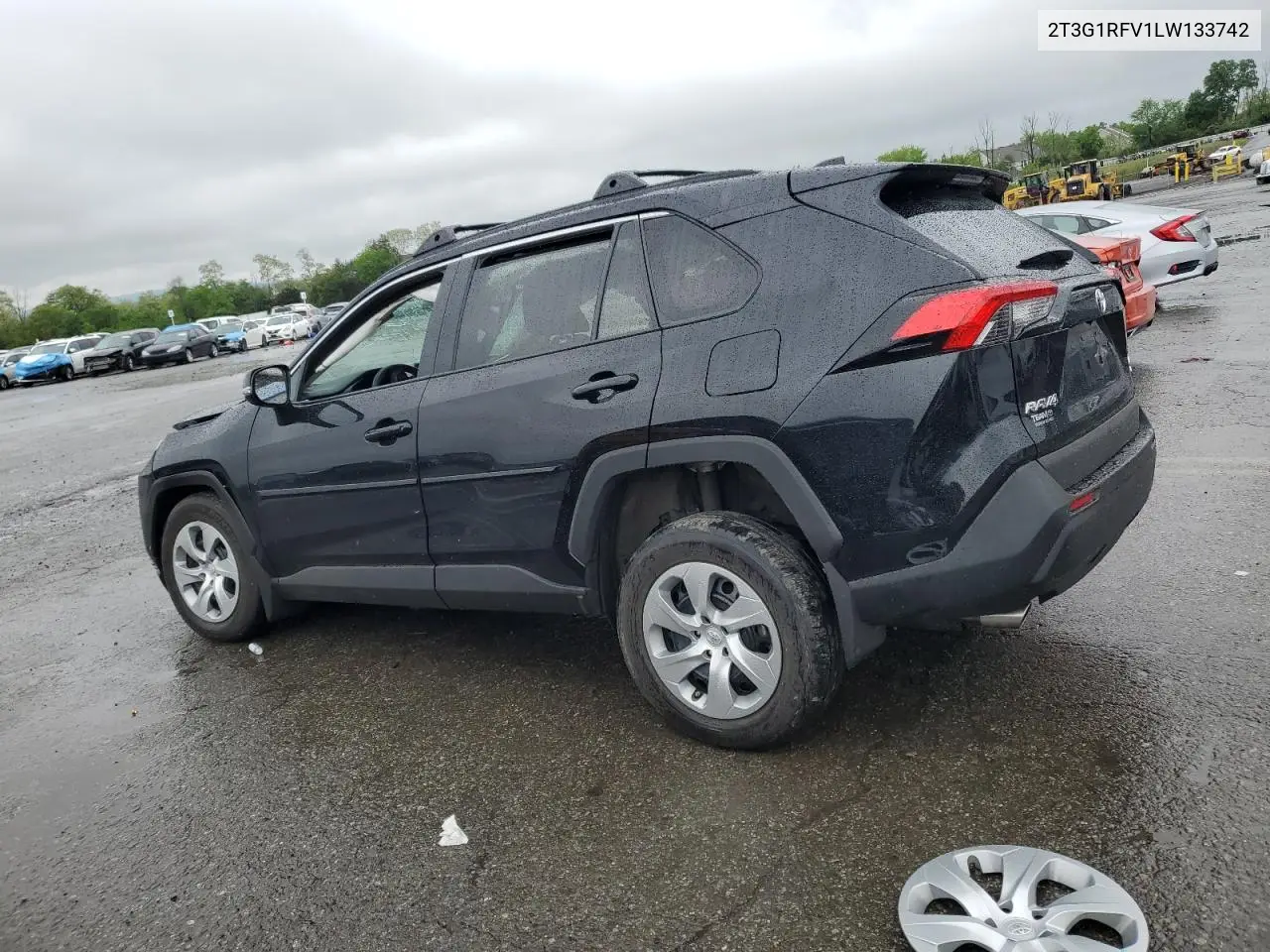 2020 Toyota Rav4 Le VIN: 2T3G1RFV1LW133742 Lot: 57030085