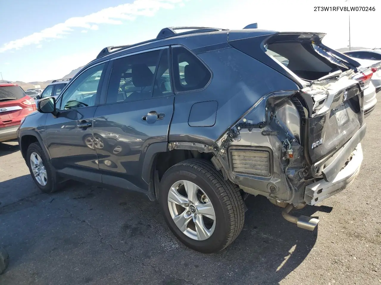 2020 Toyota Rav4 Xle VIN: 2T3W1RFV8LW070246 Lot: 60923545