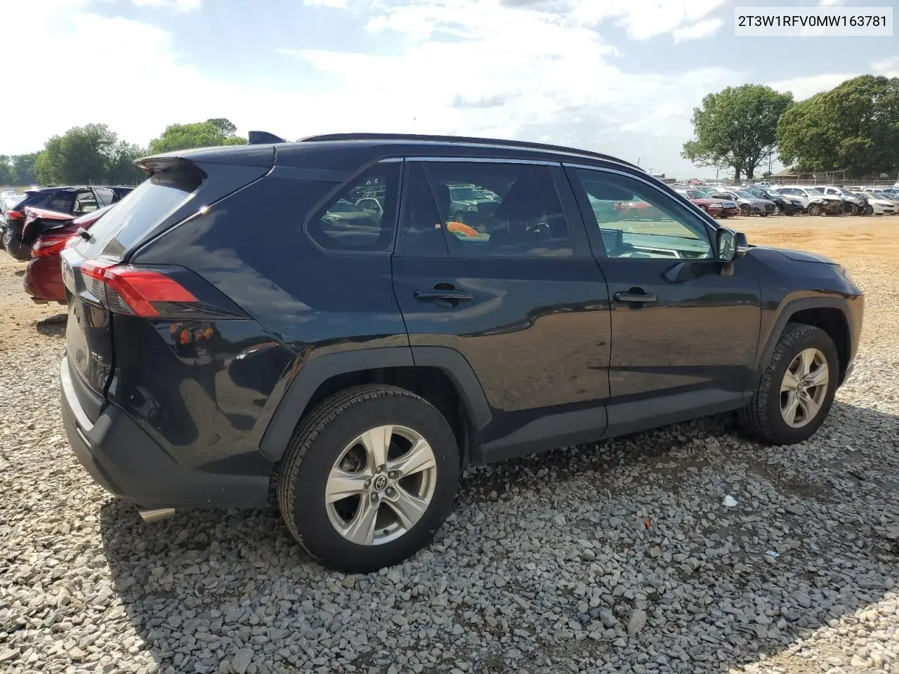 2t3w1rfv0mw163781 2T3W1RFV0MW163781 2021 Toyota Rav4 Xle