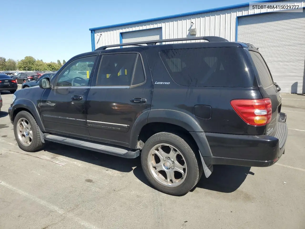 2001 Toyota Sequoia Limited VIN: 5TDBT48A41S029777 Lot: 62961795