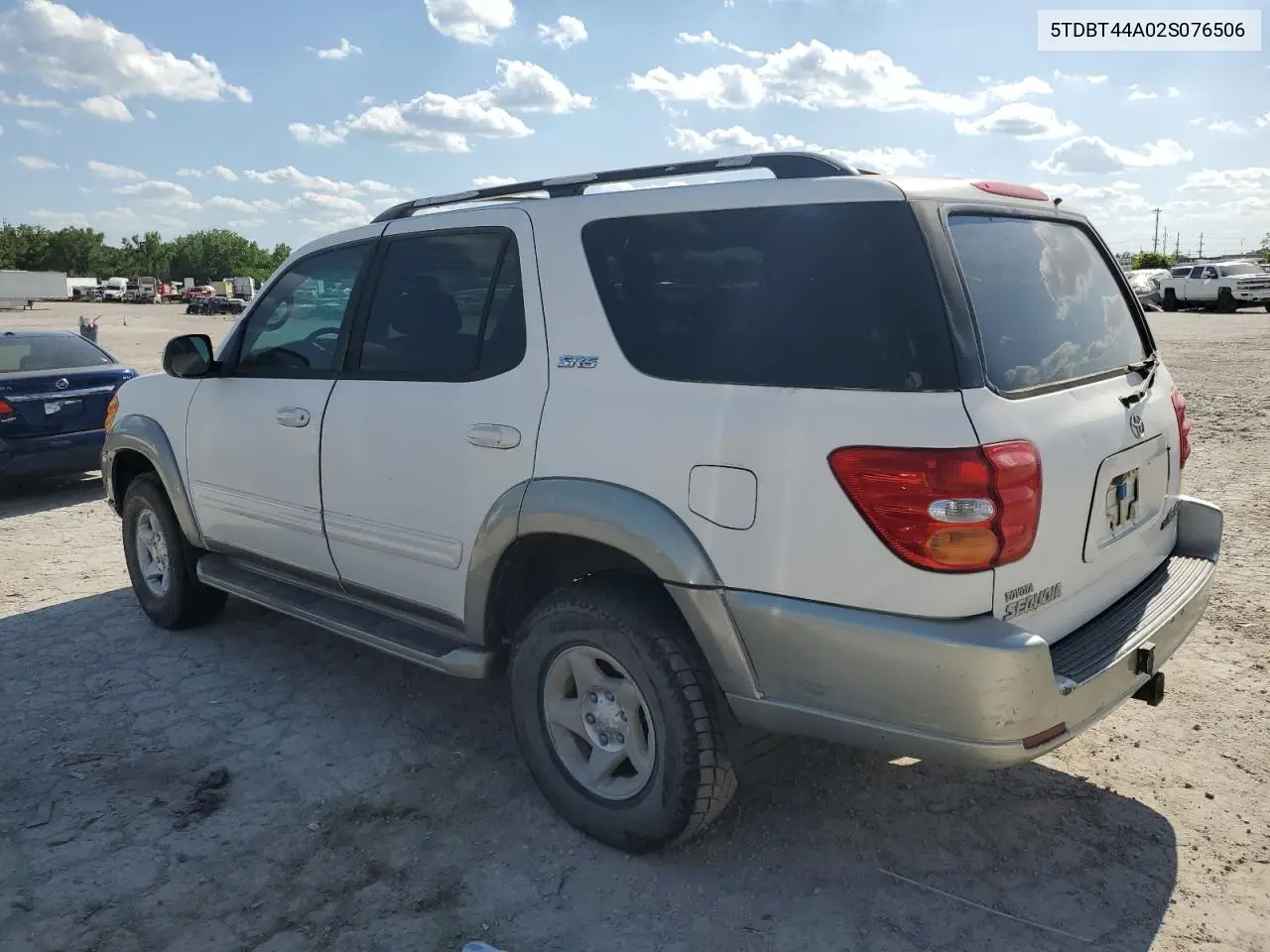 2002 Toyota Sequoia Sr5 VIN: 5TDBT44A02S076506 Lot: 56932385
