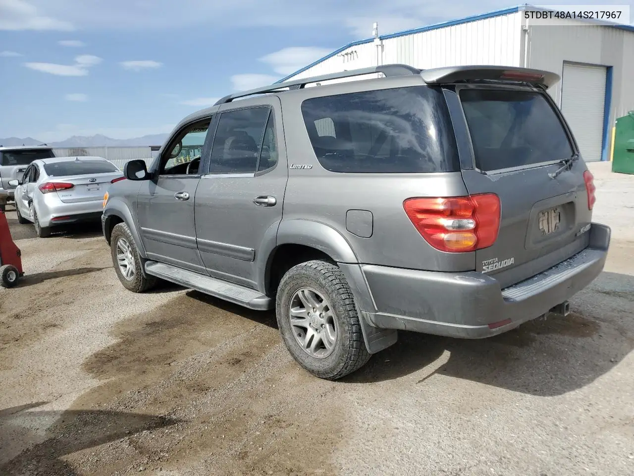 2004 Toyota Sequoia Limited VIN: 5TDBT48A14S217967 Lot: 56212865