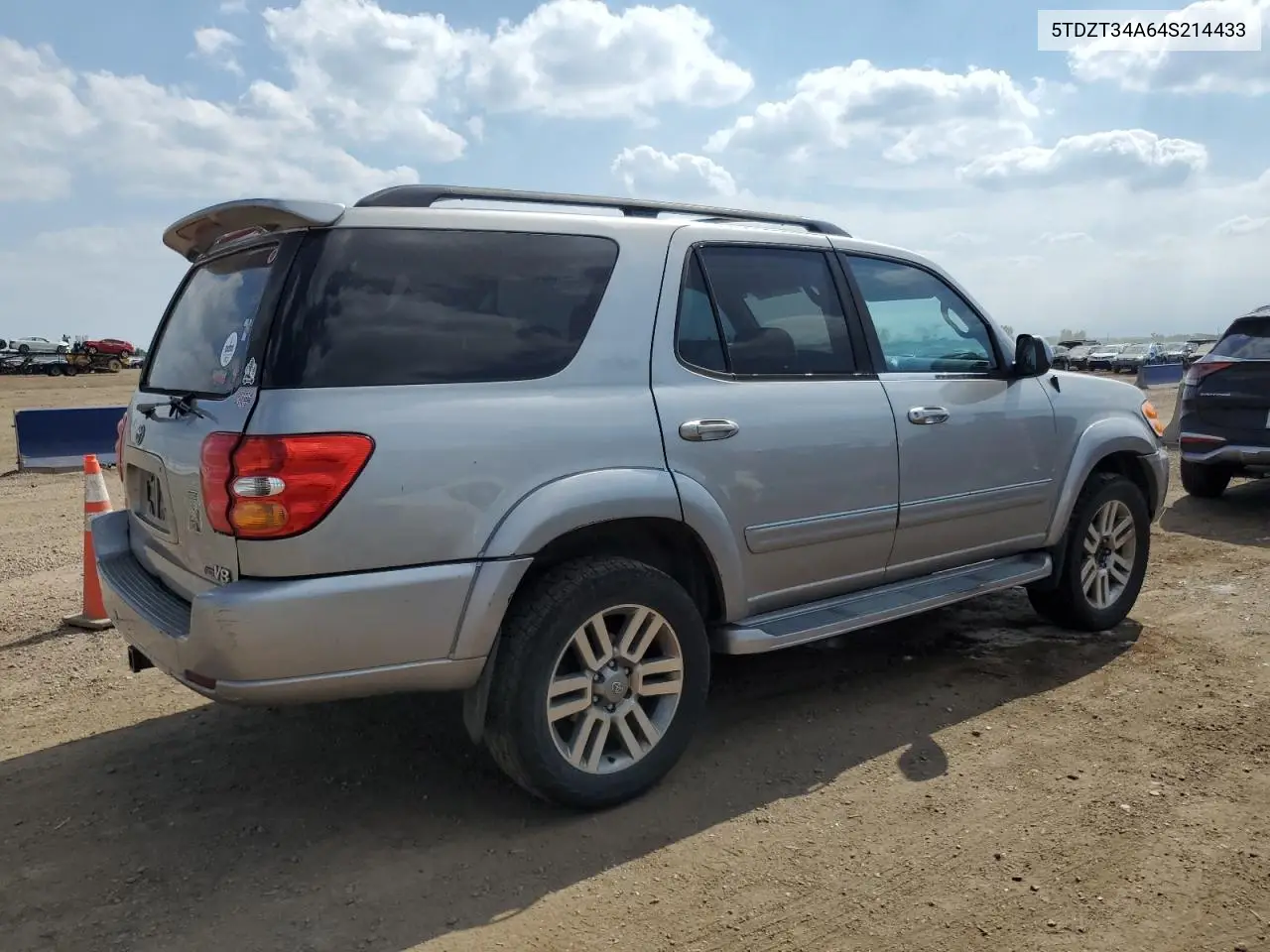 2004 Toyota Sequoia Sr5 VIN: 5TDZT34A64S214433 Lot: 63117105