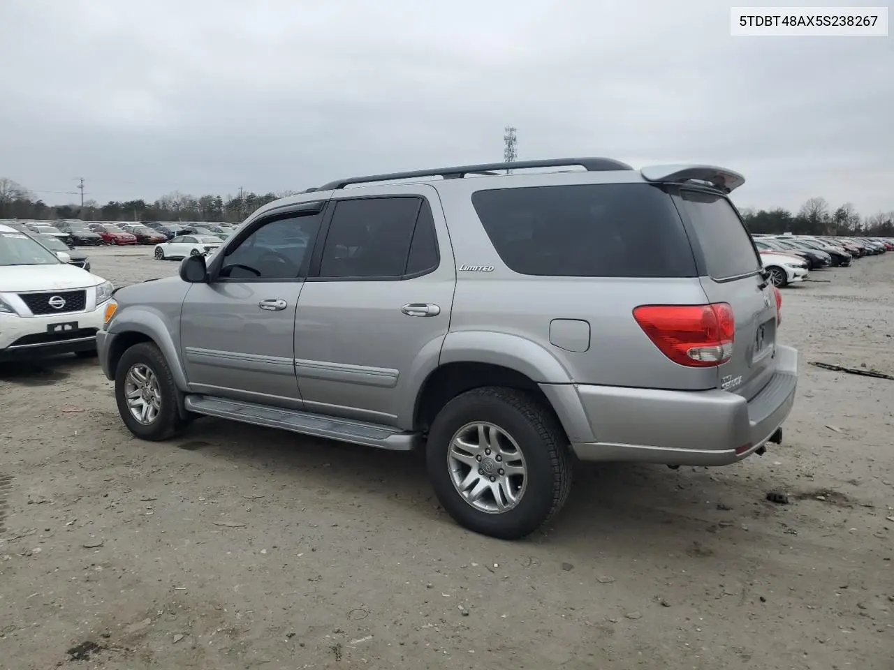 2005 Toyota Sequoia Limited VIN: 5TDBT48AX5S238267 Lot: 47099135