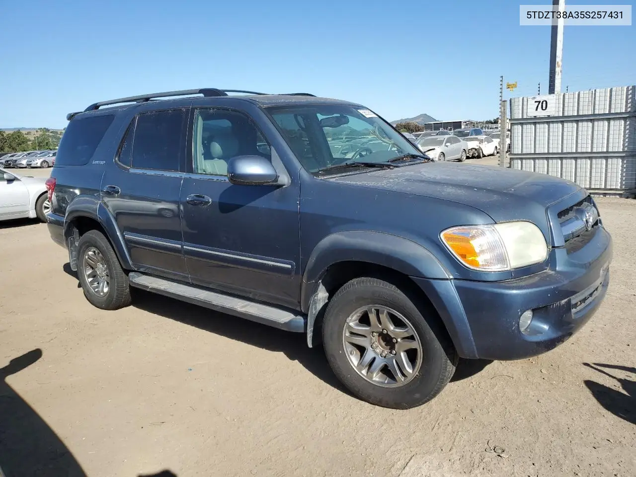 2005 Toyota Sequoia Limited VIN: 5TDZT38A35S257431 Lot: 56550585