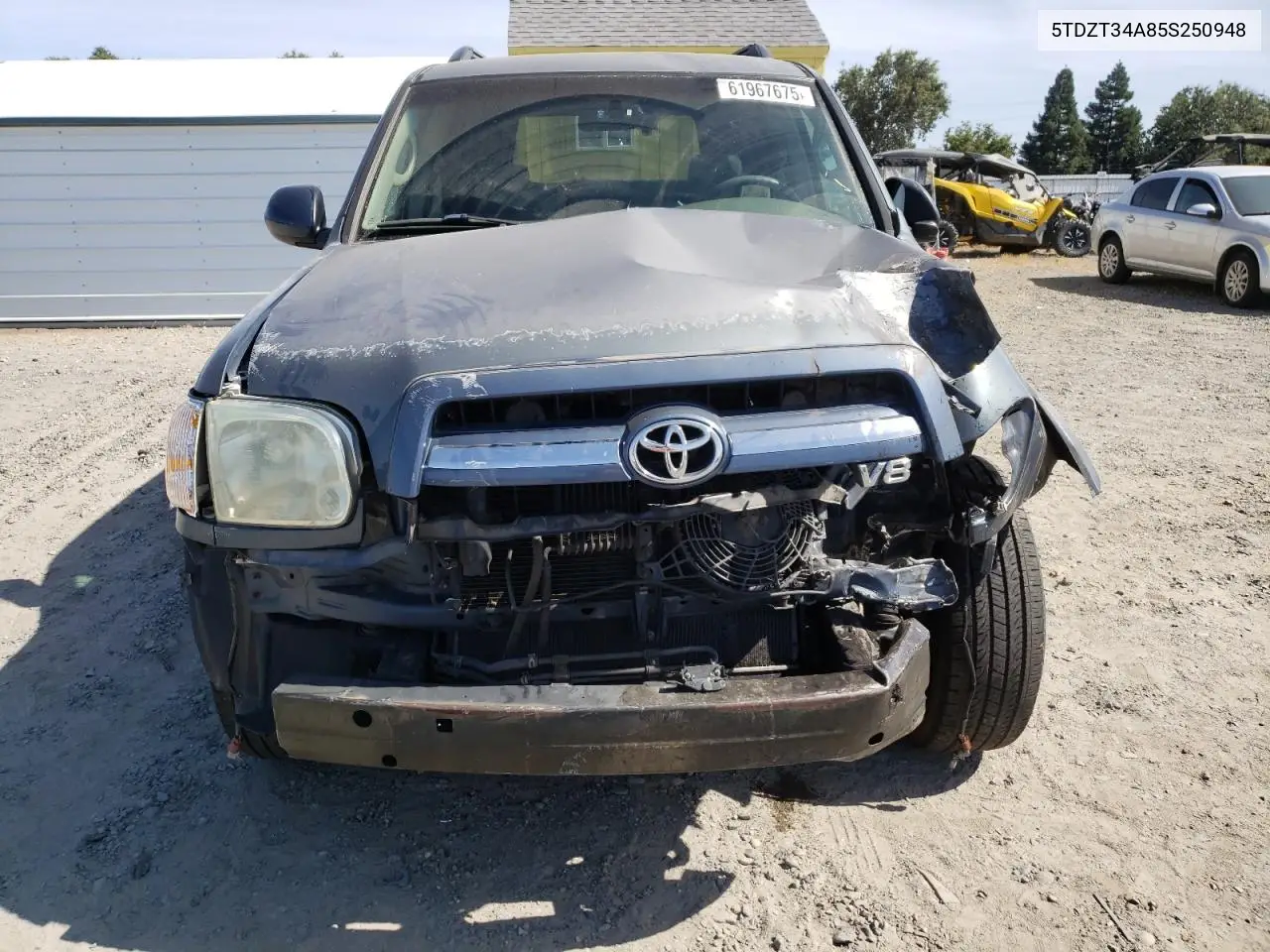 2005 Toyota Sequoia Sr5 VIN: 5TDZT34A85S250948 Lot: 61967675