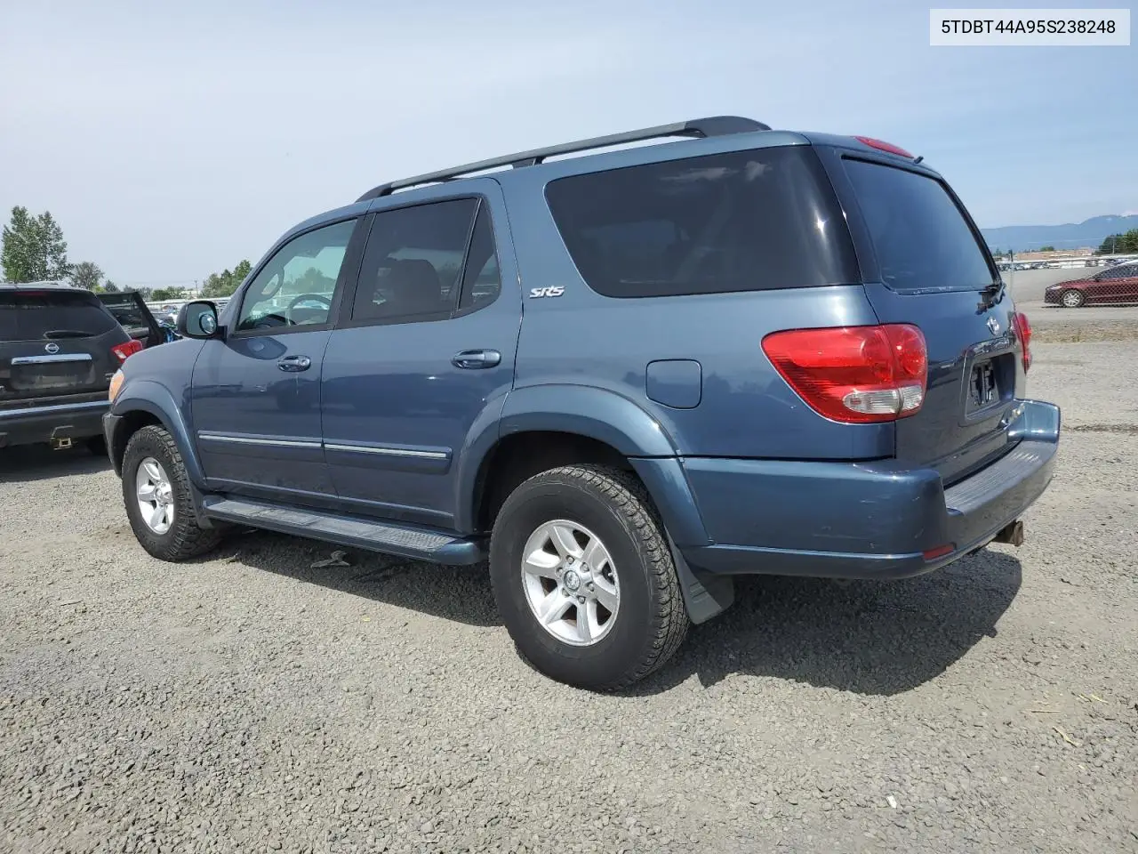 2005 Toyota Sequoia Sr5 VIN: 5TDBT44A95S238248 Lot: 62465975