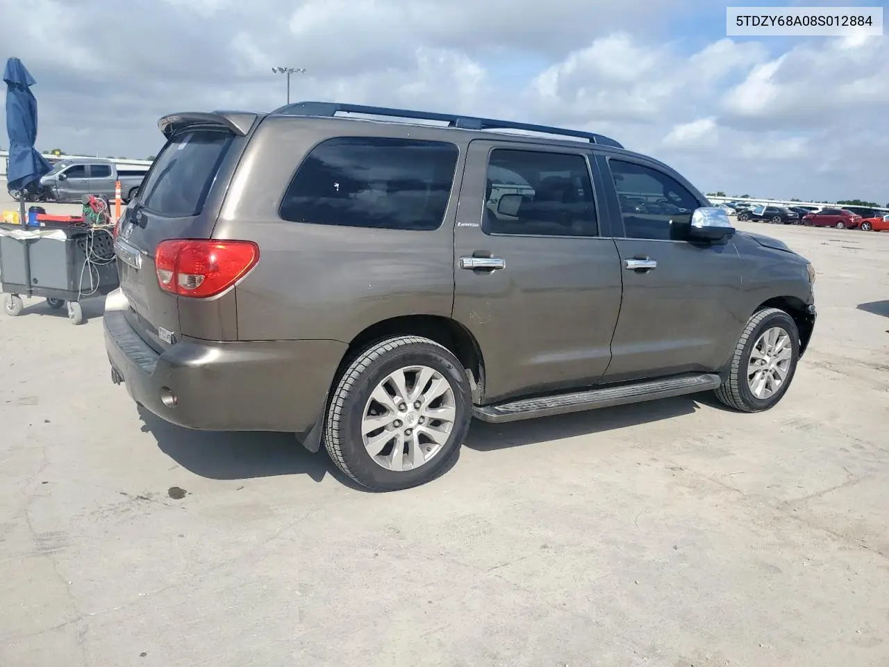 2008 Toyota Sequoia Limited VIN: 5TDZY68A08S012884 Lot: 61466215
