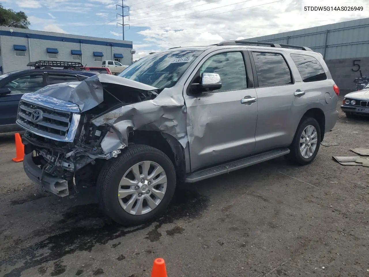 2010 Toyota Sequoia Platinum VIN: 5TDDW5G14AS026949 Lot: 61305105
