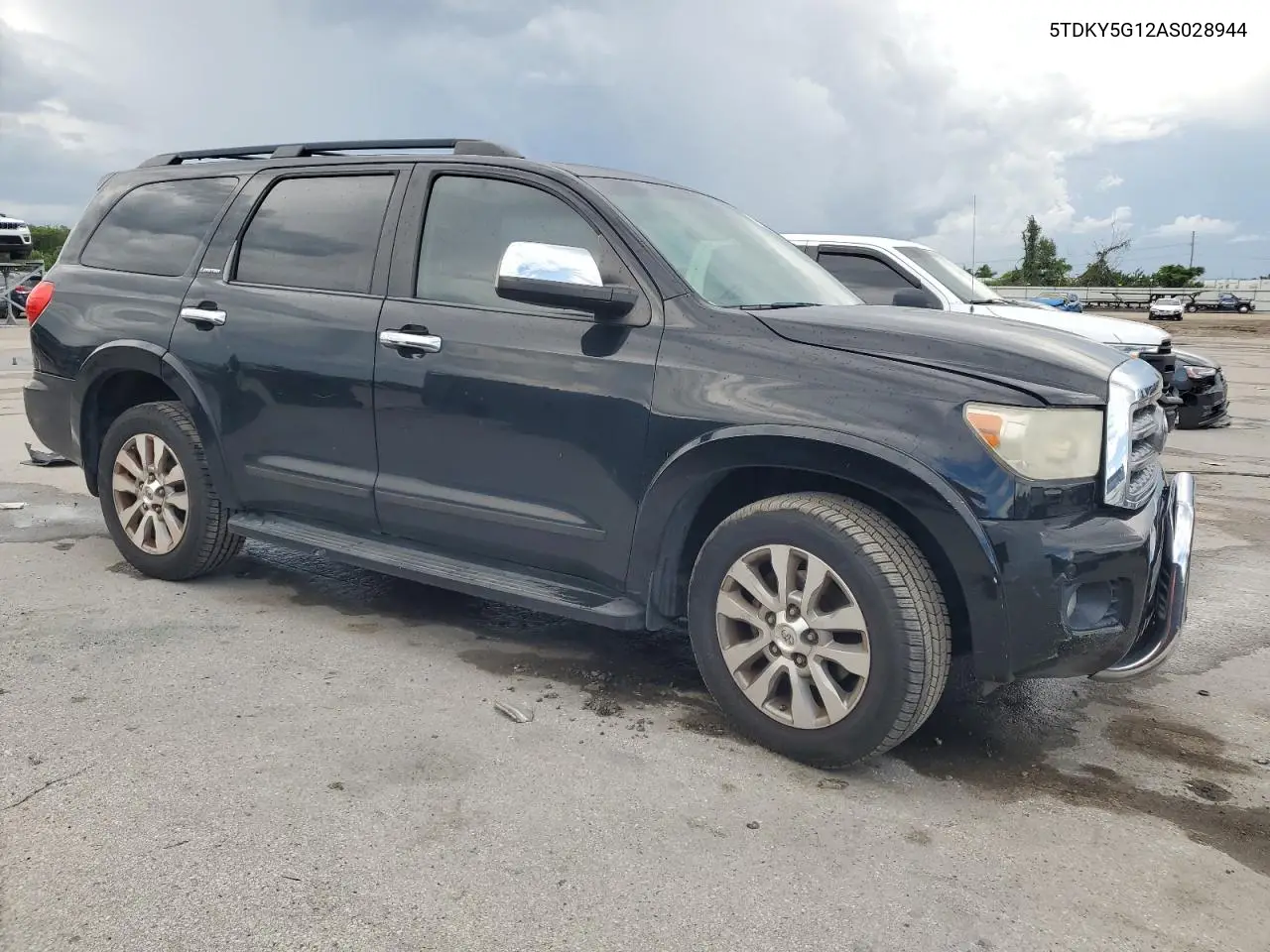 2010 Toyota Sequoia Limited VIN: 5TDKY5G12AS028944 Lot: 62515385