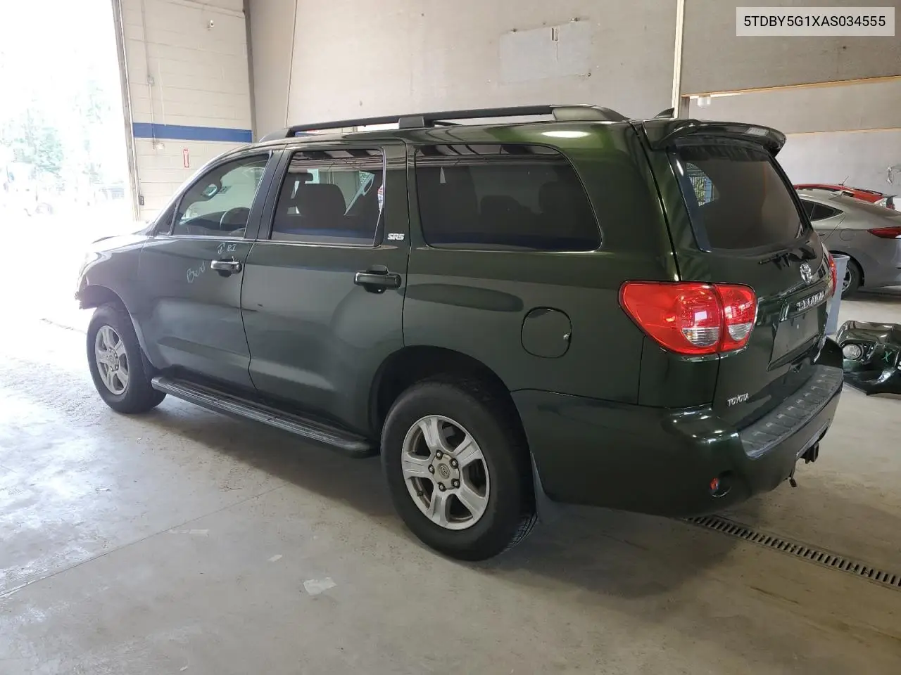 2010 Toyota Sequoia Sr5 VIN: 5TDBY5G1XAS034555 Lot: 62820935
