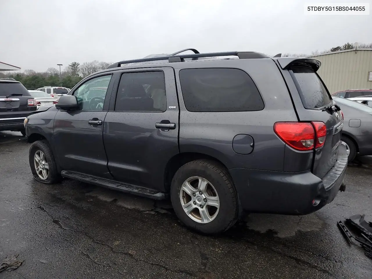2011 Toyota Sequoia Sr5 VIN: 5TDBY5G15BS044055 Lot: 52375785