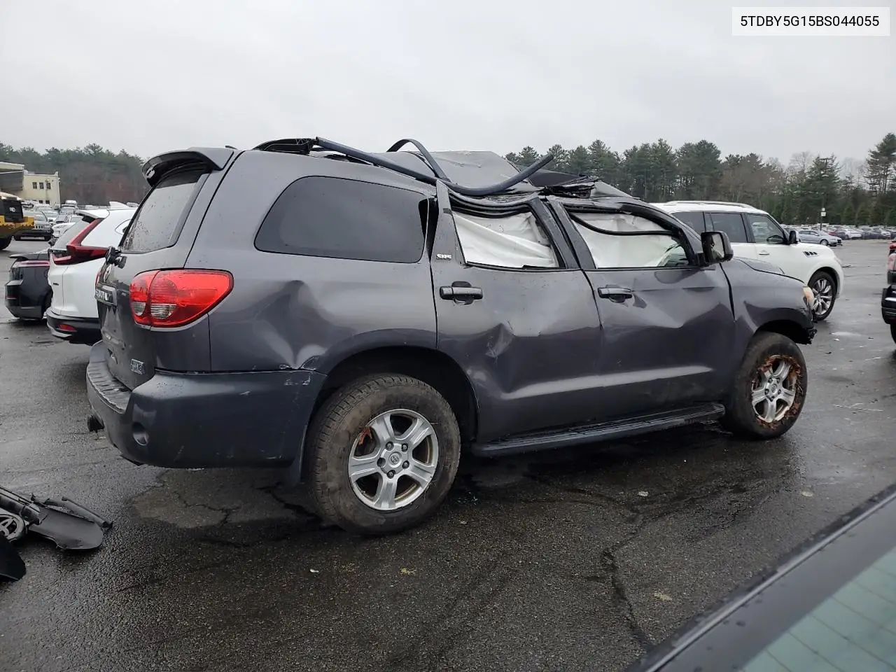 2011 Toyota Sequoia Sr5 VIN: 5TDBY5G15BS044055 Lot: 52375785