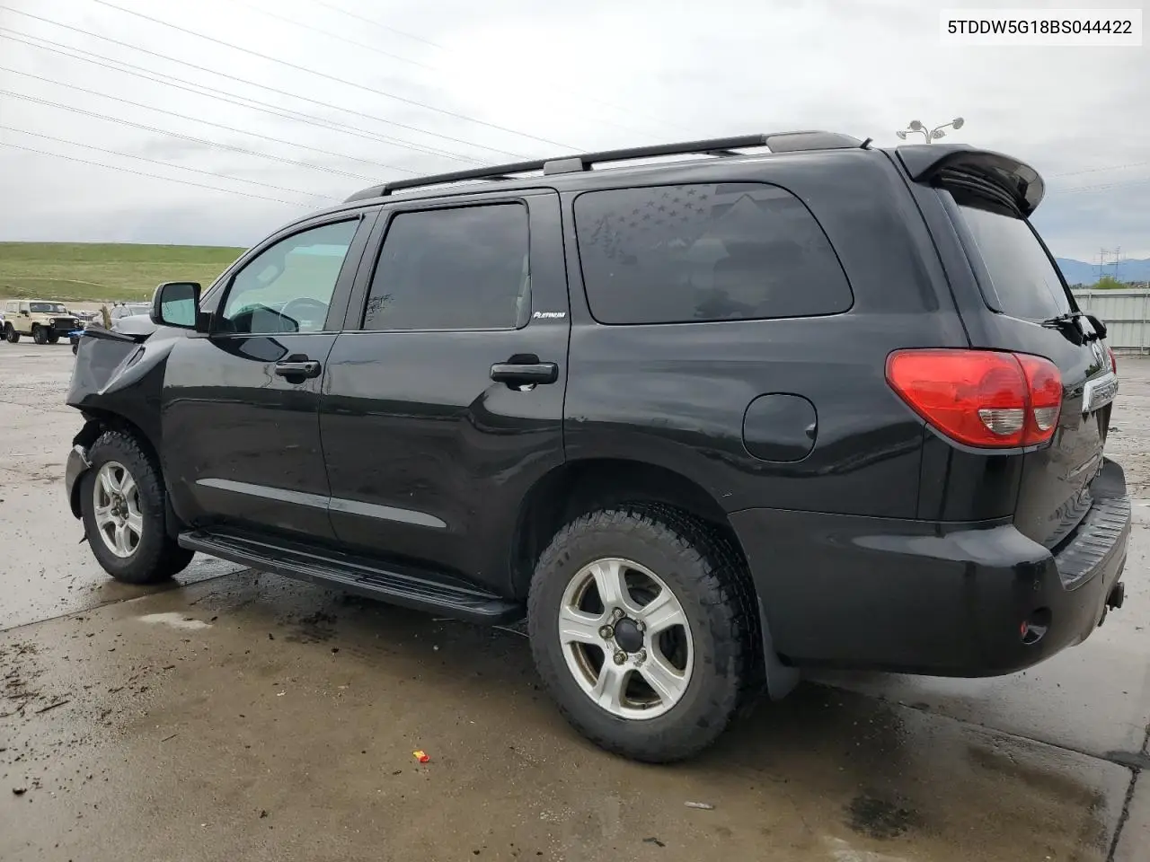 2011 Toyota Sequoia Platinum VIN: 5TDDW5G18BS044422 Lot: 55972345