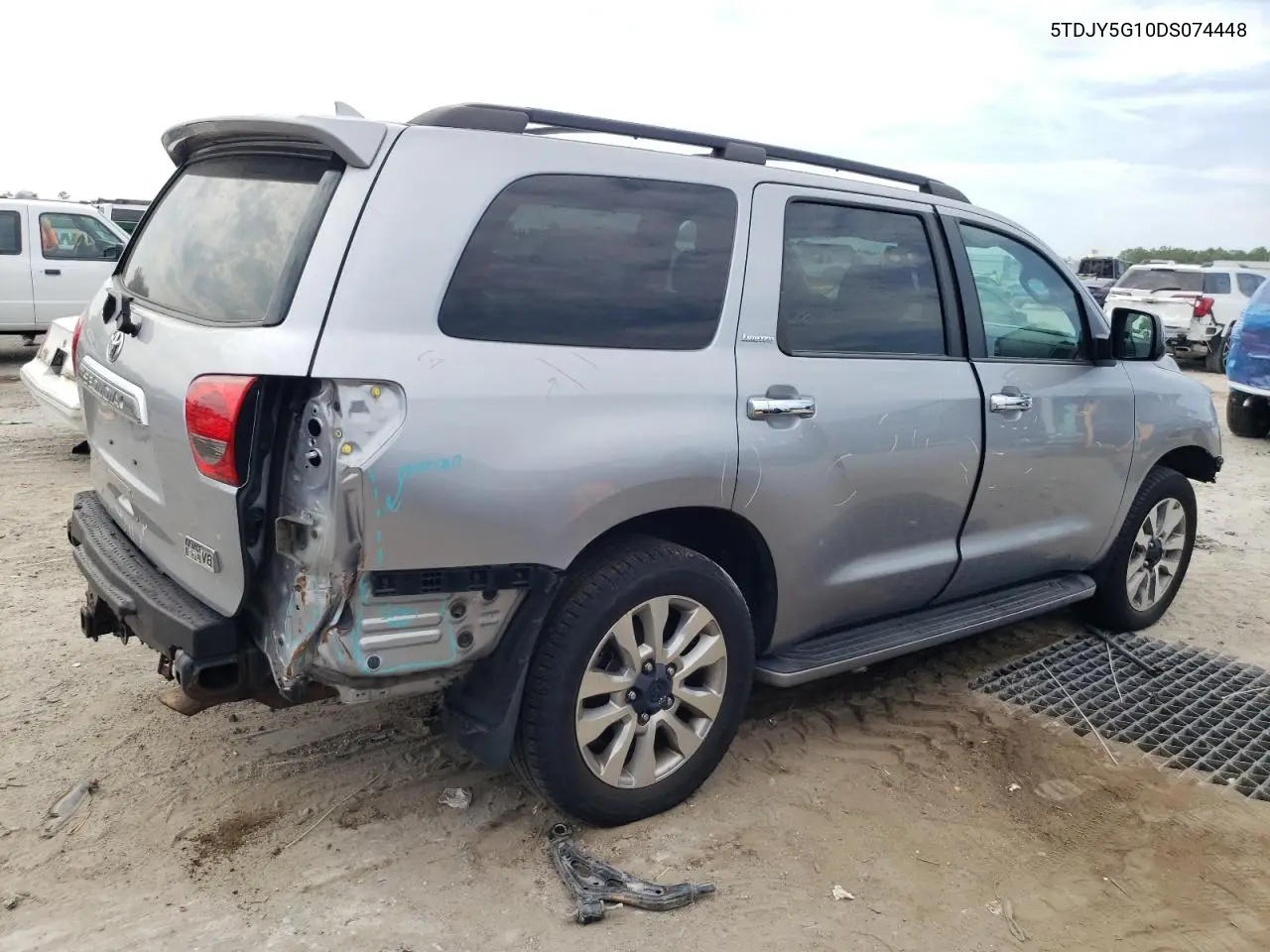 2013 Toyota Sequoia Limited VIN: 5TDJY5G10DS074448 Lot: 55629005