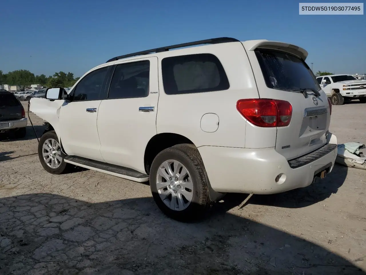 2013 Toyota Sequoia Platinum VIN: 5TDDW5G19DS077495 Lot: 56355405