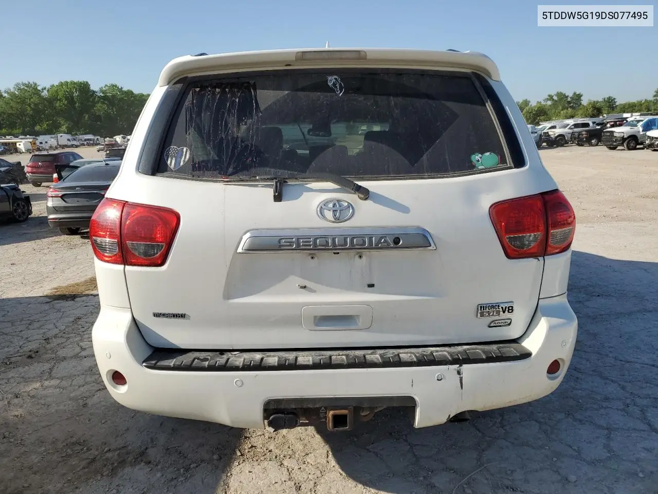 2013 Toyota Sequoia Platinum VIN: 5TDDW5G19DS077495 Lot: 56355405