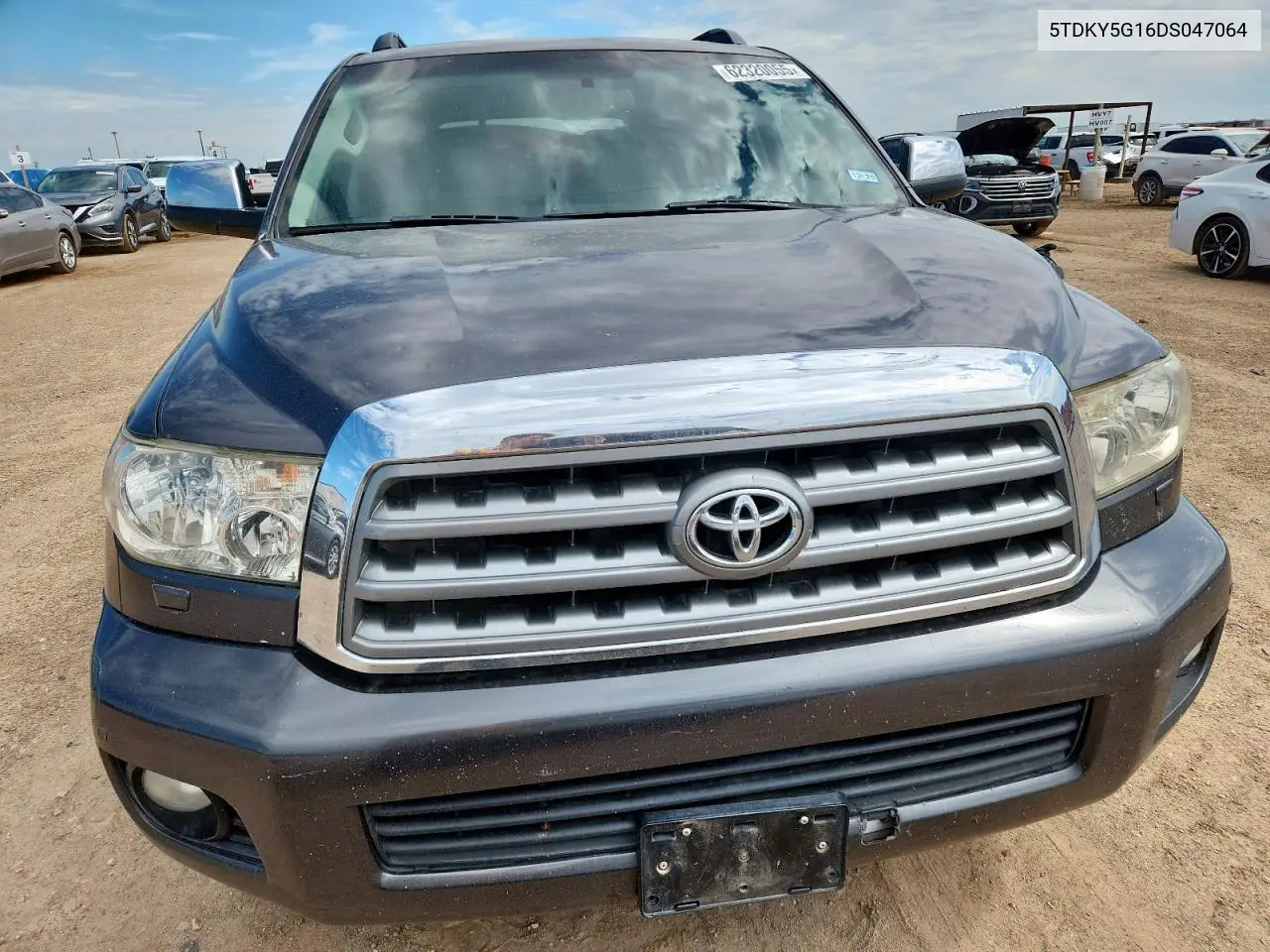2013 Toyota Sequoia Limited VIN: 5TDKY5G16DS047064 Lot: 62320055
