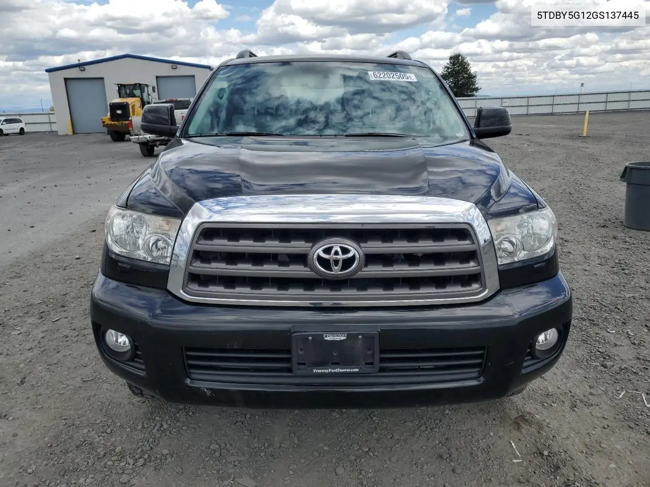 2016 Toyota Sequoia Sr5 VIN: 5TDBY5G12GS137445 Lot: 62202505