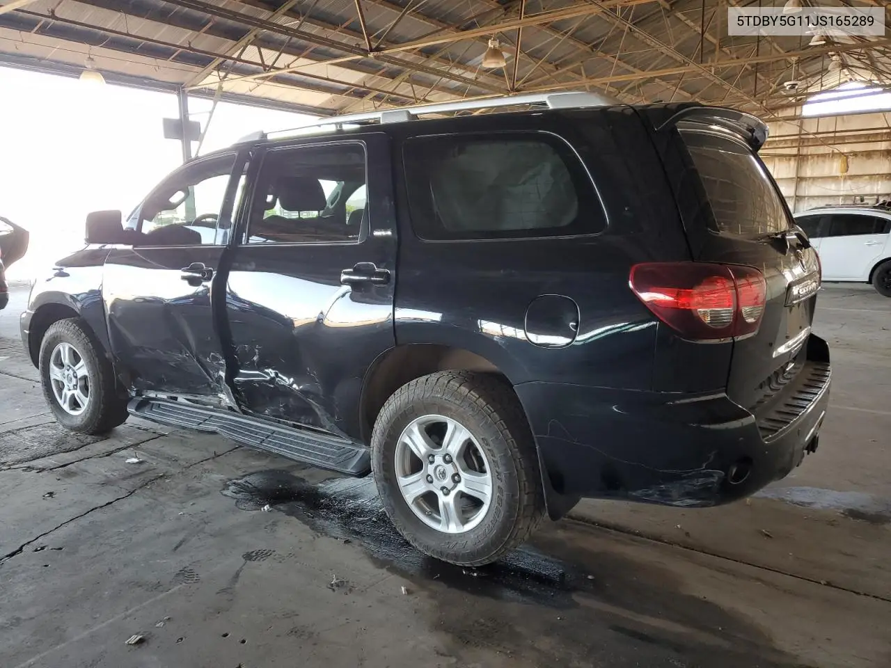 2018 Toyota Sequoia Sr5 VIN: 5TDBY5G11JS165289 Lot: 62705385