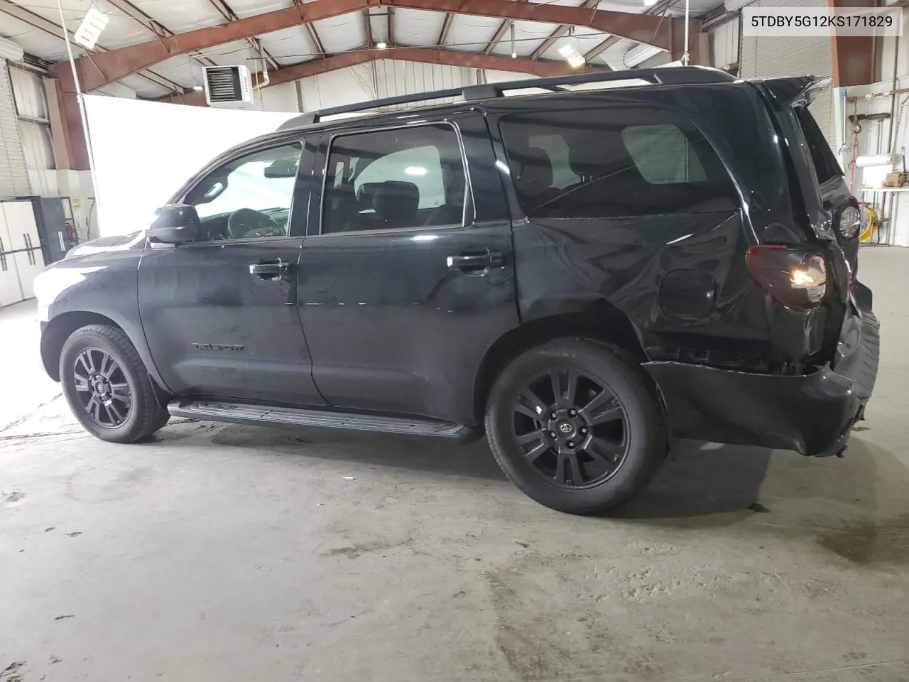 2019 Toyota Sequoia Sr5 VIN: 5TDBY5G12KS171829 Lot: 62583055