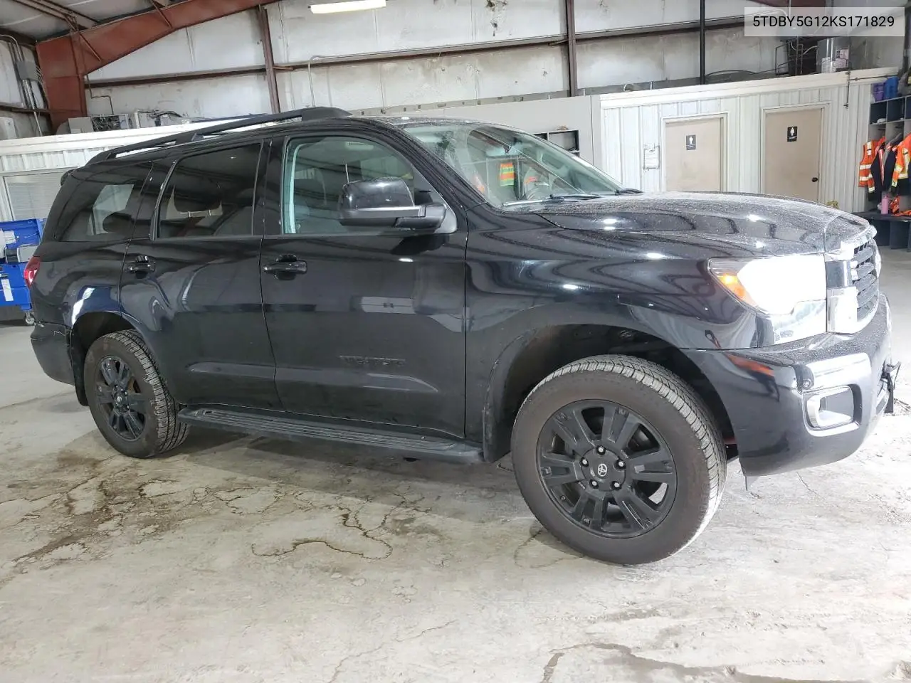 2019 Toyota Sequoia Sr5 VIN: 5TDBY5G12KS171829 Lot: 62583055