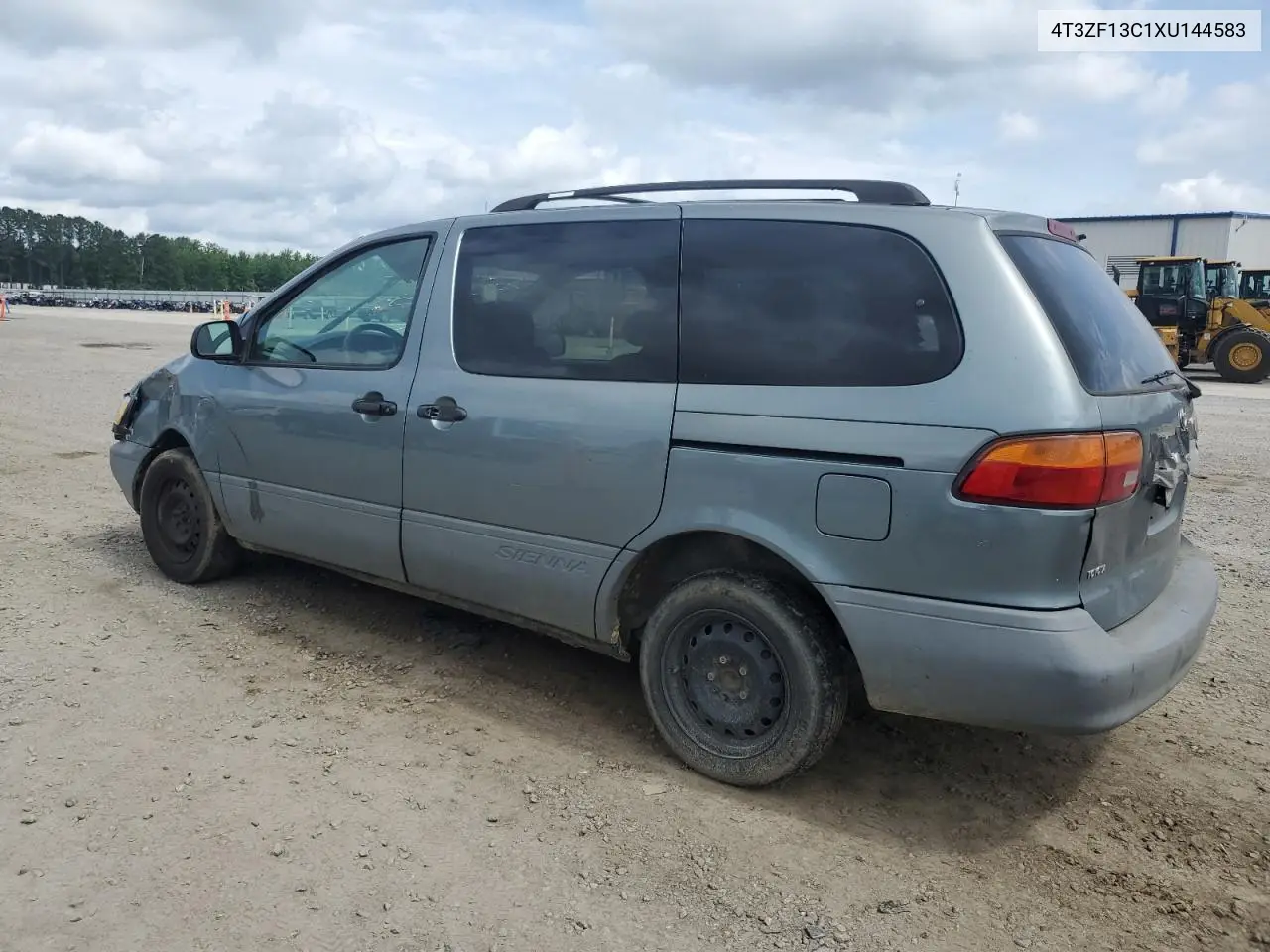 1999 Toyota Sienna Le VIN: 4T3ZF13C1XU144583 Lot: 60859065