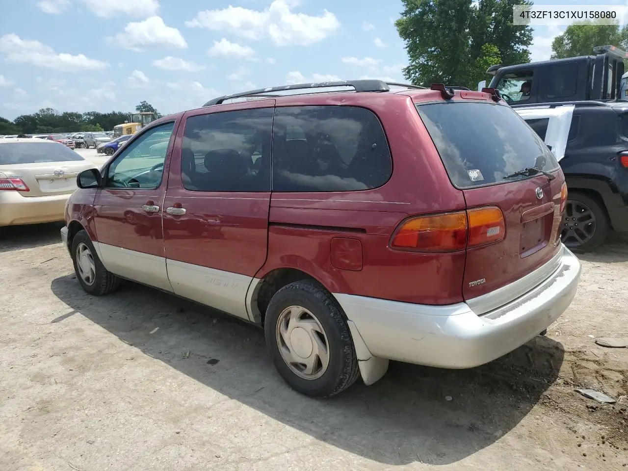 1999 Toyota Sienna Le VIN: 4T3ZF13C1XU158080 Lot: 65145525