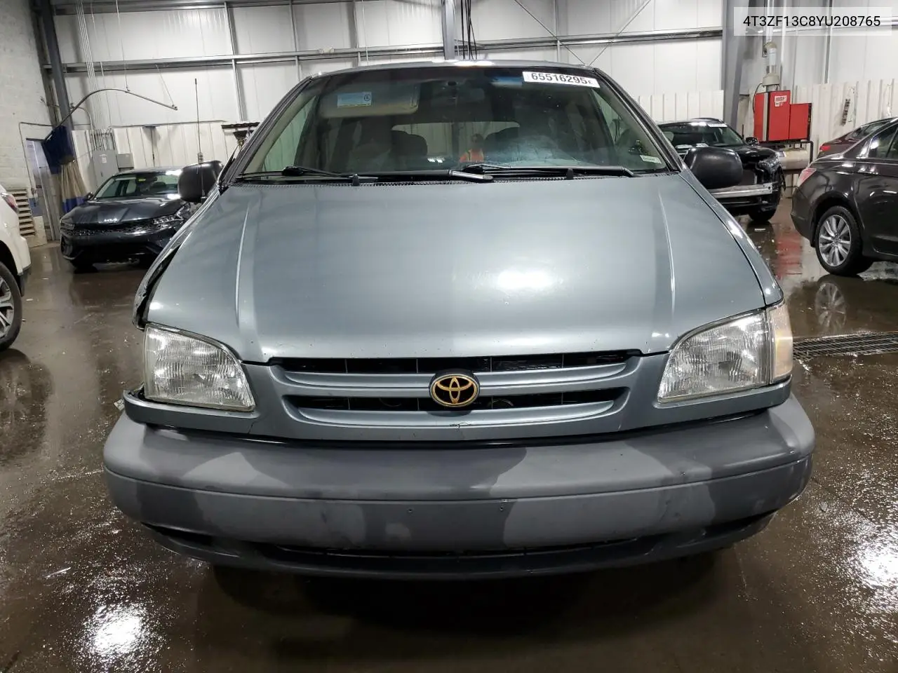 2000 Toyota Sienna Le VIN: 4T3ZF13C8YU208765 Lot: 65516295