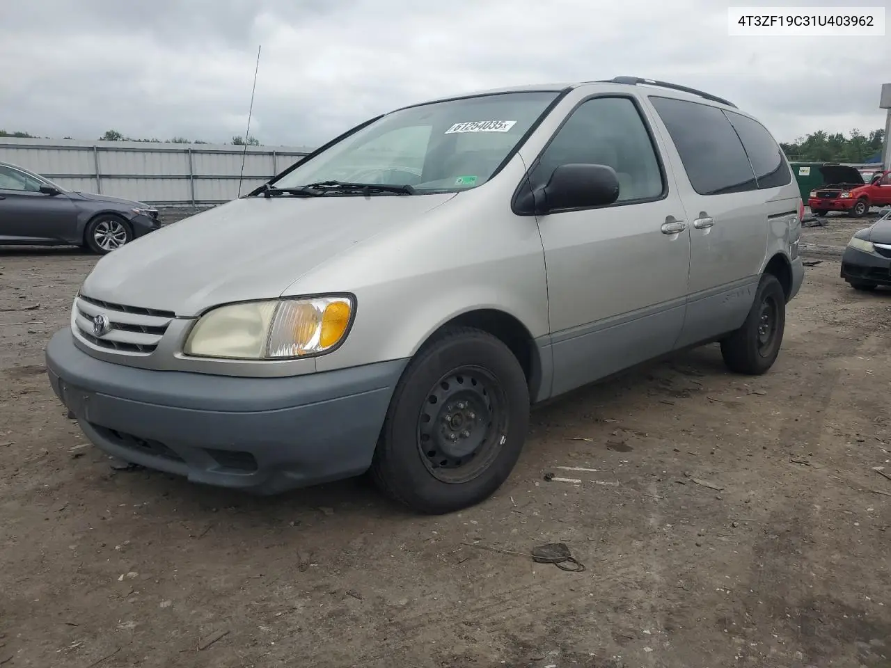 2001 Toyota Sienna Ce VIN: 4T3ZF19C31U403962 Lot: 61254035