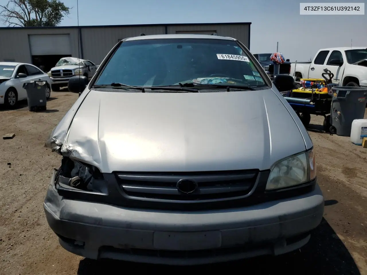 2001 Toyota Sienna Le VIN: 4T3ZF13C61U392142 Lot: 61845955