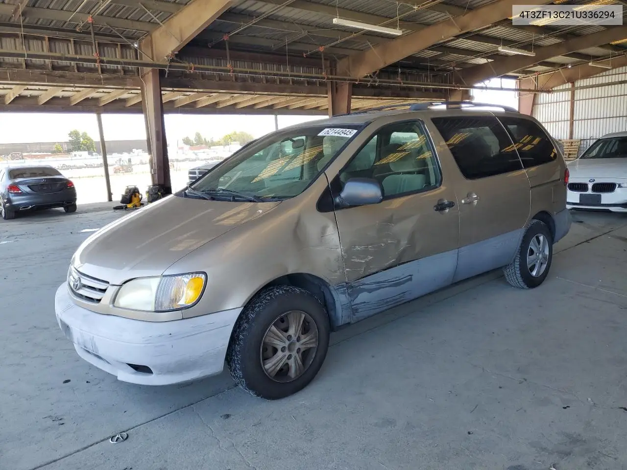 2001 Toyota Sienna Le VIN: 4T3ZF13C21U336294 Lot: 62144945