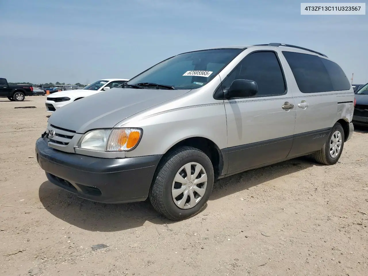 2001 Toyota Sienna Le VIN: 4T3ZF13C11U323567 Lot: 62585565